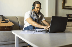 Online Typing Jobs: Learn More About This Career
