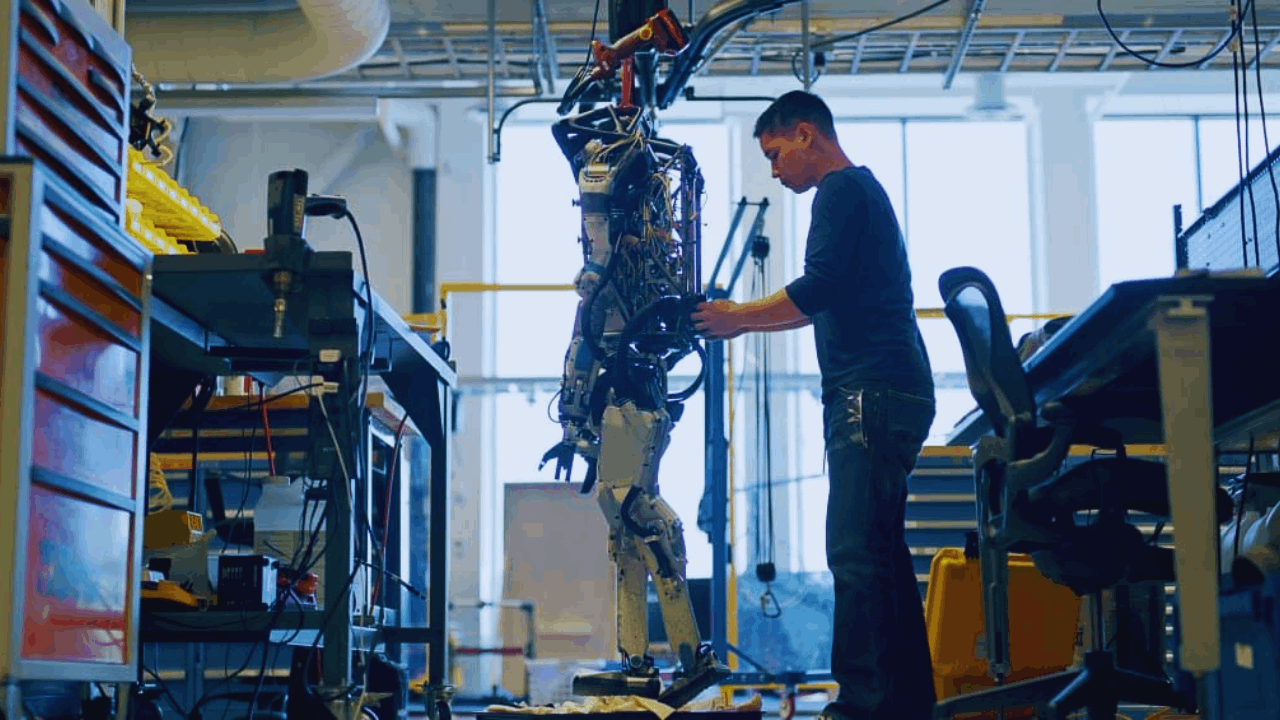 Explore the Top 10 Robotics Jobs of the Future