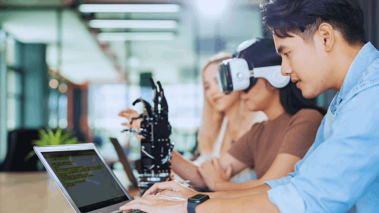 Explore the Top 10 Robotics Jobs of the Future